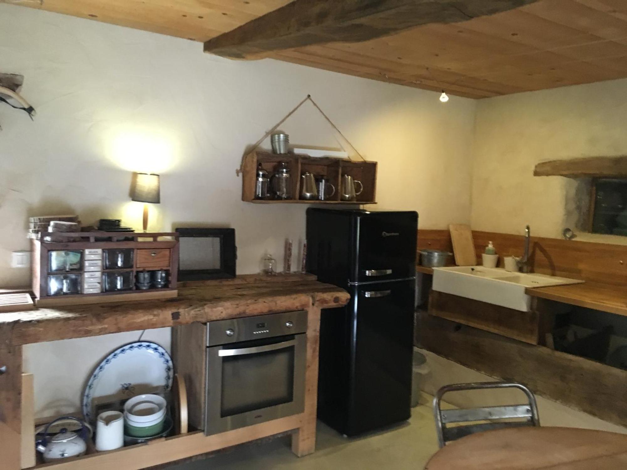 Suites De Campagne Les Eydieux, Petits Dejeuners Inclus Saint-Angel  Εξωτερικό φωτογραφία